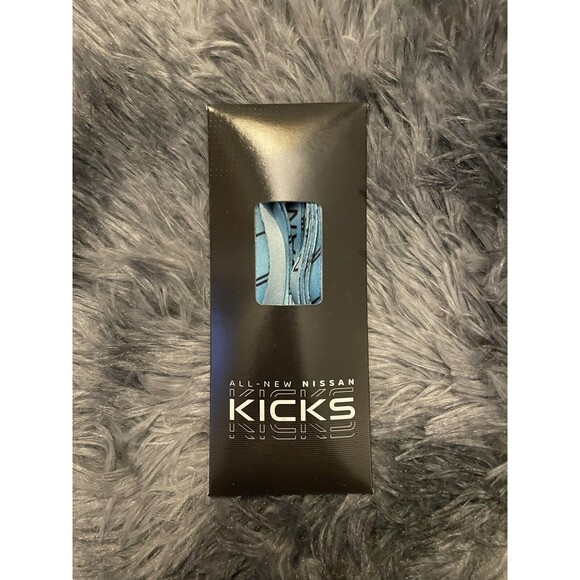 Nissan Kicks Shoelaces (3 Pairs) Car Collectibles Auto Memorabilia RARE NEW - Picture 2 of 7